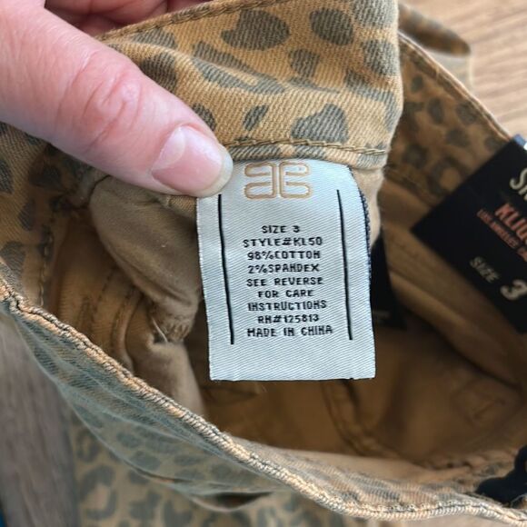 KLIQUE B SKINNY FIT DISTRESSED LEOPARD PRINT SKINNY FIT PANTS.  NEW WITH… - Picture 12 of 12